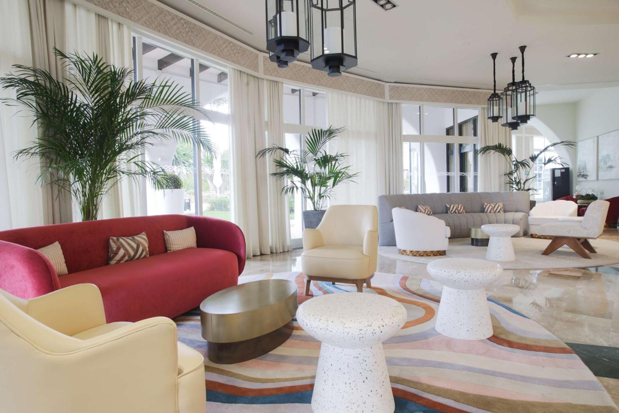 Hilton Mallorca Galatzo Peguera Exterior foto The lobby of the hotel
